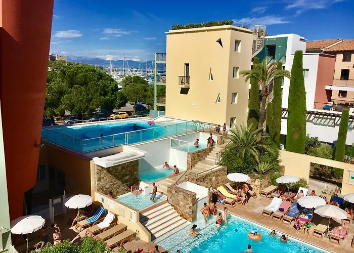 Apartamento 06l - Port Prestige - 4 Pers - Pool - Private Parking